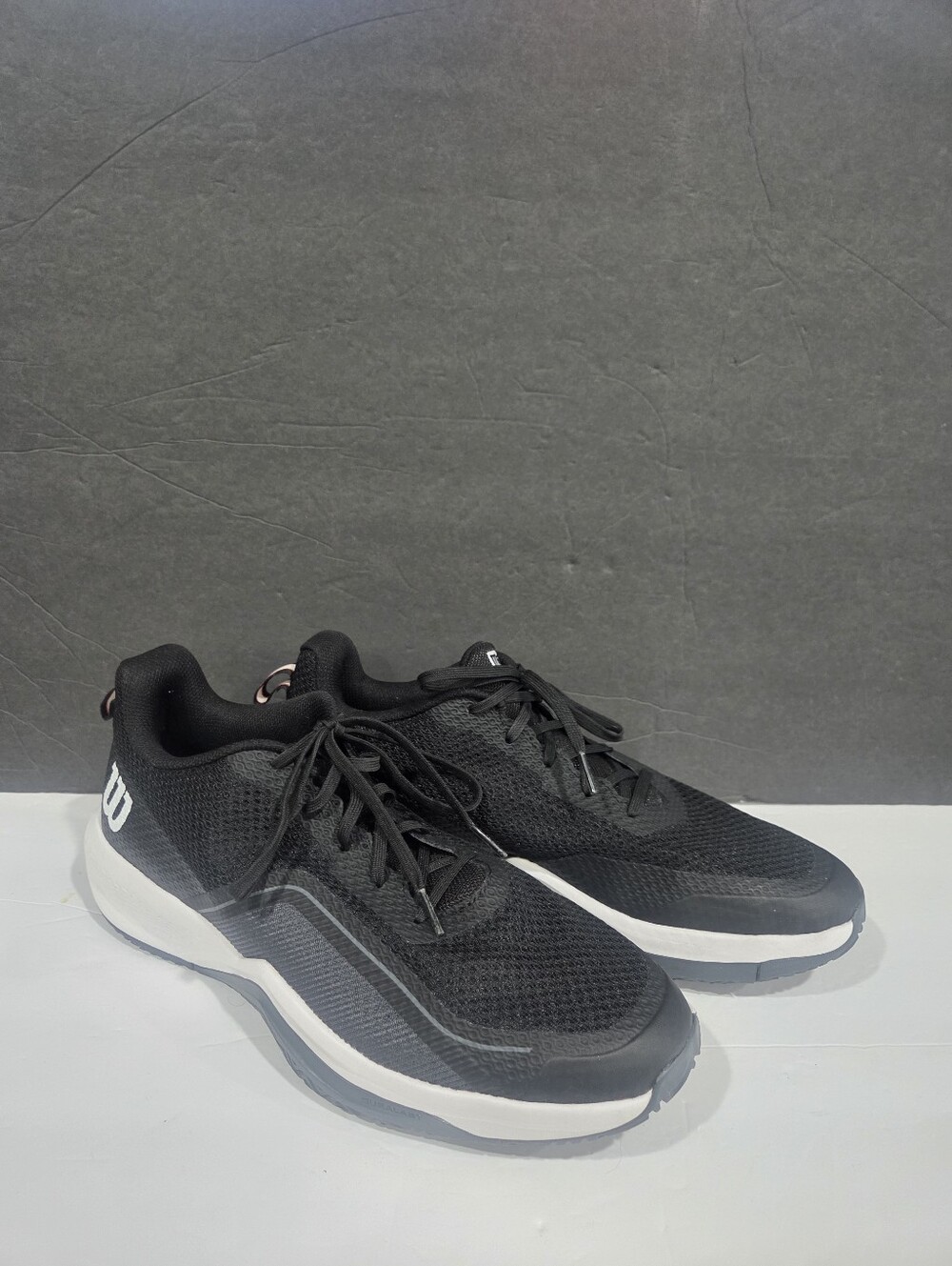 Wilson Ortolite Men’s Tennis Sneakers with White Sole Sz.11.5